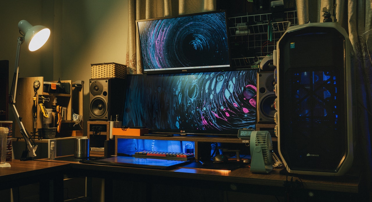 gaming monitor