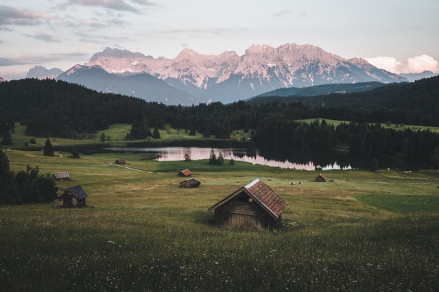 best times to travel