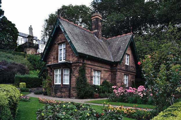 Raggedy House