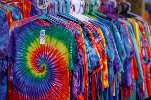 Heart Design Tie Dye Shirt
