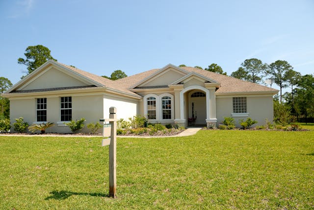 The Dos and Don'ts of Listing Fixer Uppers For Sale