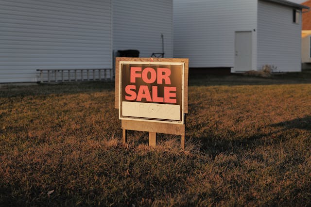 Selling House