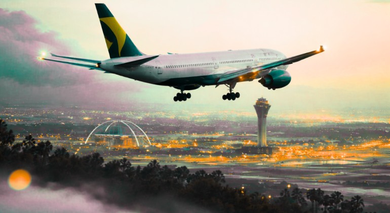 Delta Flight DL275 Diverted to LAX